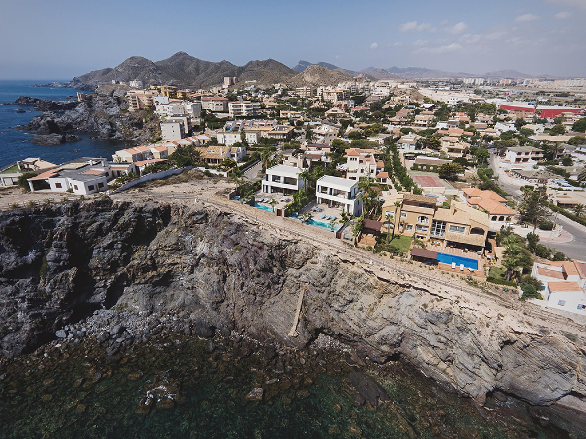 Wyjątkowe wolnostojące wille Cabo de Palos, Costa Calida in Medvilla Spanje